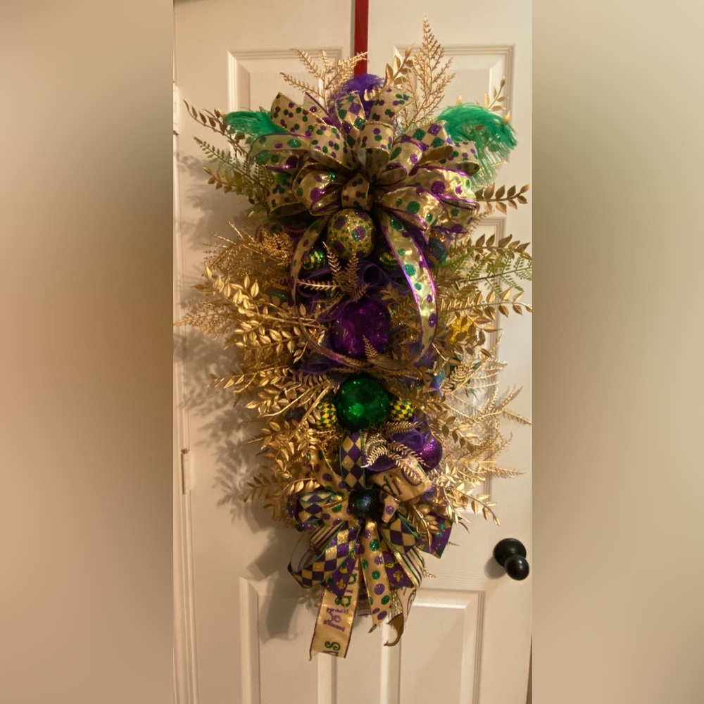 Mardi Gras Wreath